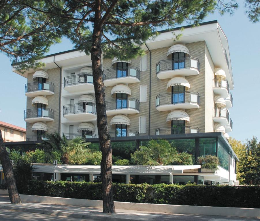 Hotel Liverpool Τσέρβια Εξωτερικό φωτογραφία