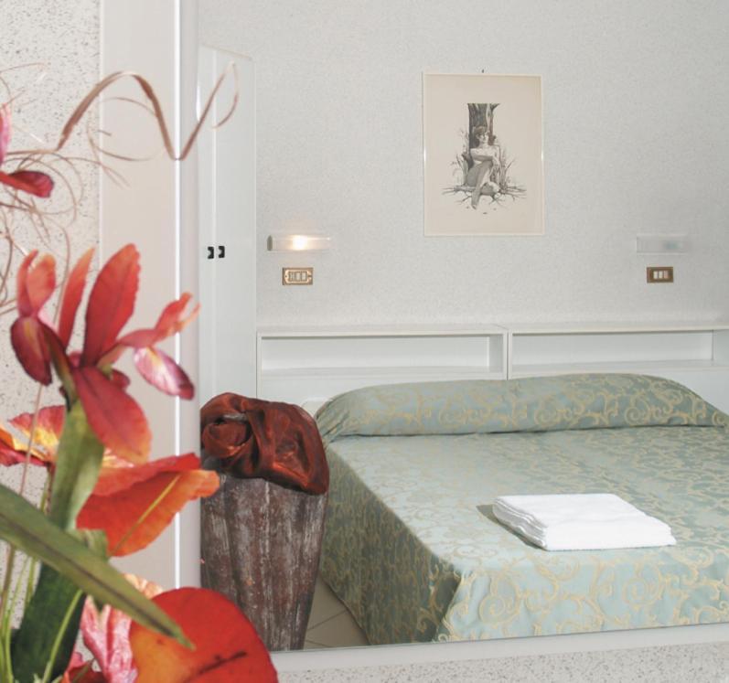 Hotel Liverpool Τσέρβια Δωμάτιο φωτογραφία